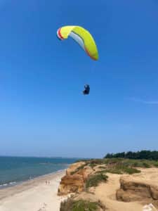 Sev au dessus de la plage de la Mine d'Or à Pénestin