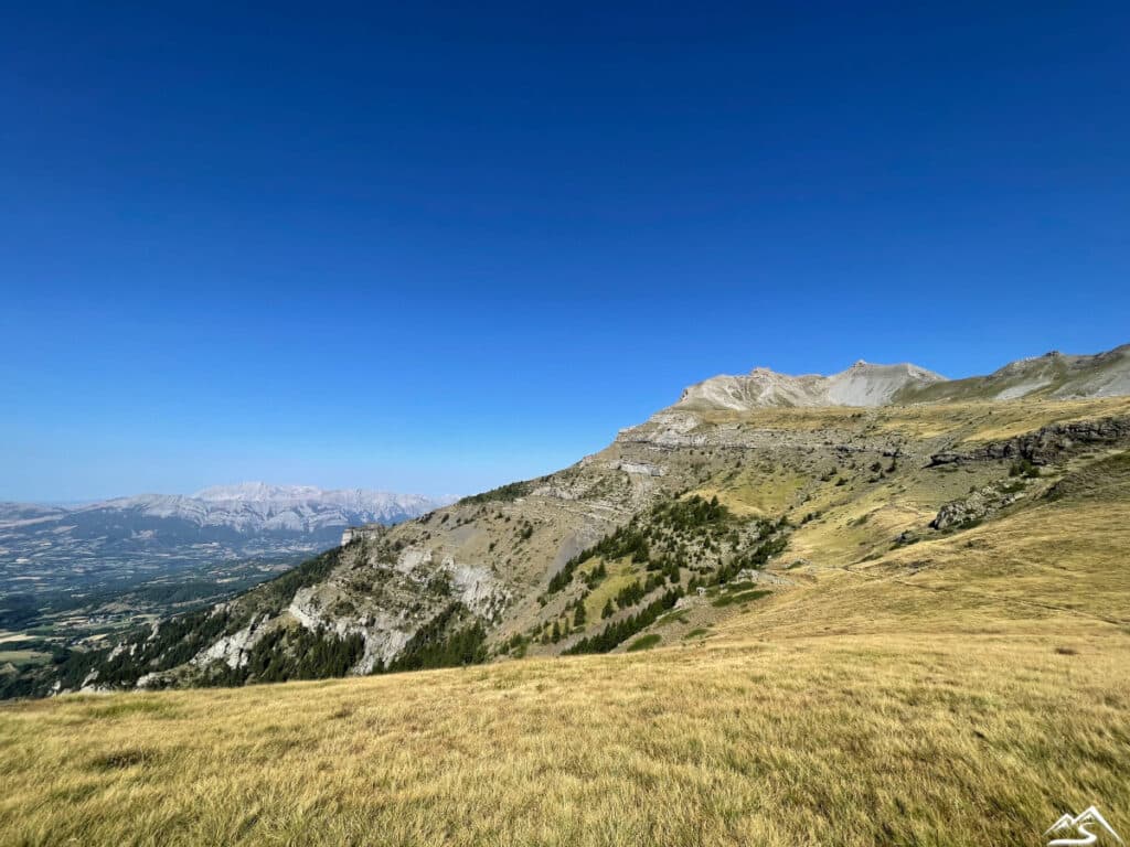 Vue sur le Dévoluy depuis le col du Palastre